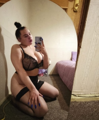 Опытная, нежная и креативная индивидуалка, я доставлю тебе незабываемое удовольствие. 💋💫 Мои услуги нацелены на удовлетворение твоих самых сокровенных желаний. У меня есть все для безупречного наслаждения - сочные губки, искусные руки и безудержное желание дарить тебе удовольствие. 👐💦
Я живу в Москве и наша встреча станет незабываемым приключением в этом пленительном городе. Объятия Москвы будут сплетены с нашими страстными сными, а мое горячее тело сведет с ума. 💥😈💓
Захочешь окунуться в океан наслаждения и расслабления? С радостью предоставлю фото и отзывы, чтобы ты смог убедиться в моей красоте и искусстве. Жду тебя, чтобы воплотить все фантазии в жизнь! 🌟💕 3739, 22 года